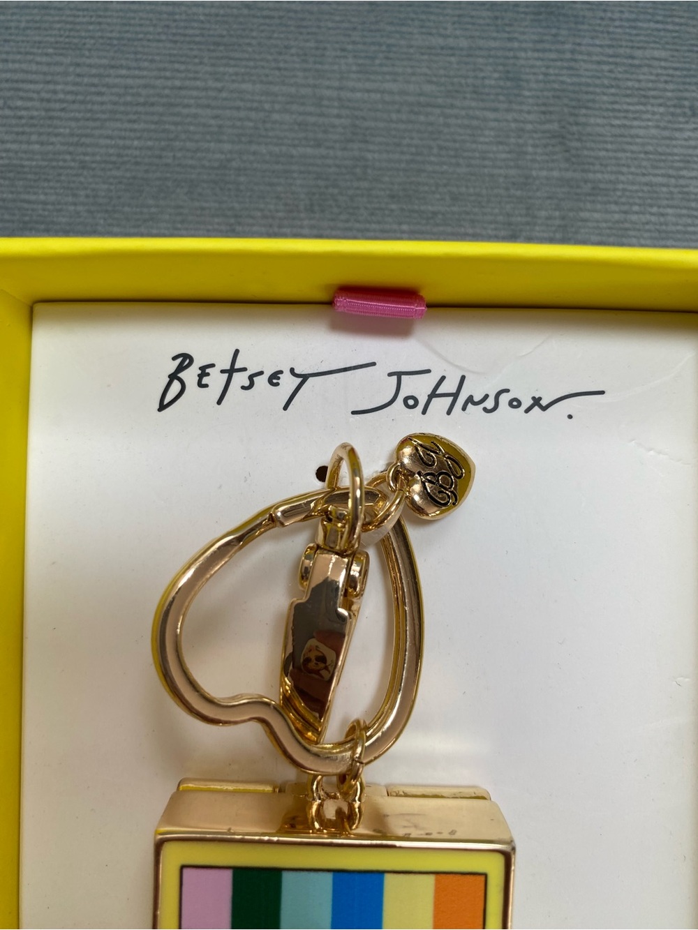 Betsey Johnson Crayon Box Keychain Charm NIB Opens, pink and yellow,gold - Picture 8 of 13